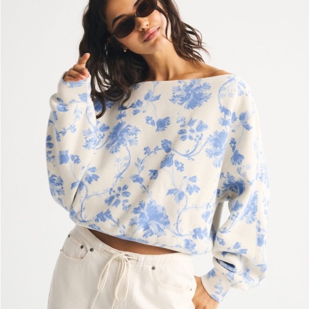 Abercrombie & Fitch Off-the-Shoulder Floral Sweater in Cream and Light Blue